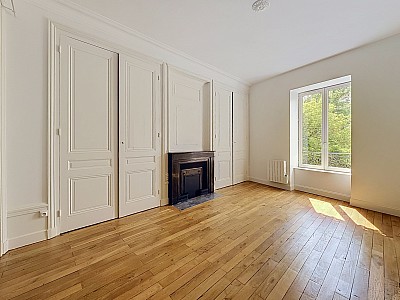 APPARTEMENT T1 A LOUER - LYON 5EME ARRONDISSEMENT - 49.08 m2 - 840 € charges comprises par mois