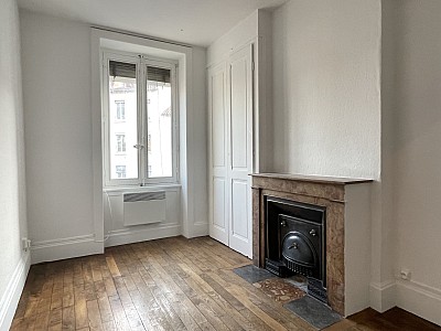 APPARTEMENT T1 A LOUER - LYON 9EME ARRONDISSEMENT VALMY - 33.22 m2 - 697€ charges comprises par mois
