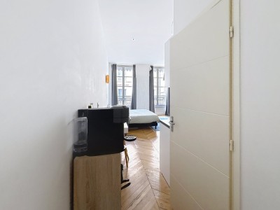 APPARTEMENT T1 A VENDRE - LYON 1ER ARRONDISSEMENT - 27 m2 - 169000€