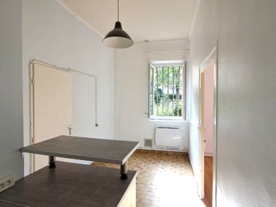 APPARTEMENT T1 A VENDRE - LYON 4EME ARRONDISSEMENT - 27 m2 - 139 000 &euro;