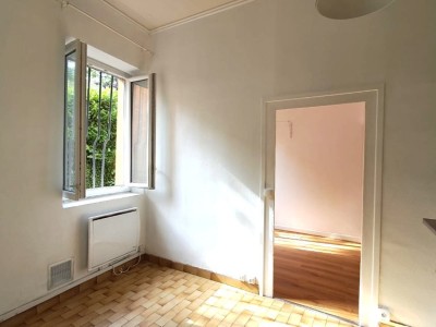 APPARTEMENT T1 A VENDRE - LYON 4EME ARRONDISSEMENT - 27 m2 - 139 000 &euro;