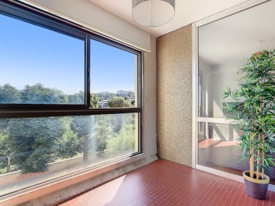 Appartement 1 pice avec loggia - 37 m2 - LYON 5EME ARRONDISSEMENT - 37 m2 - VENDU