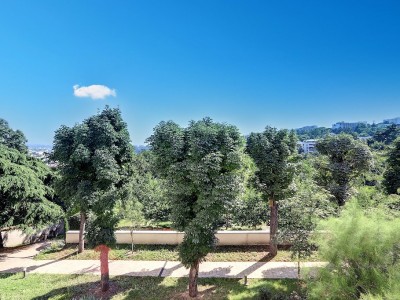 Appartement 1 pice avec loggia - 37 m2 - LYON 5EME ARRONDISSEMENT - 37 m2 - VENDU