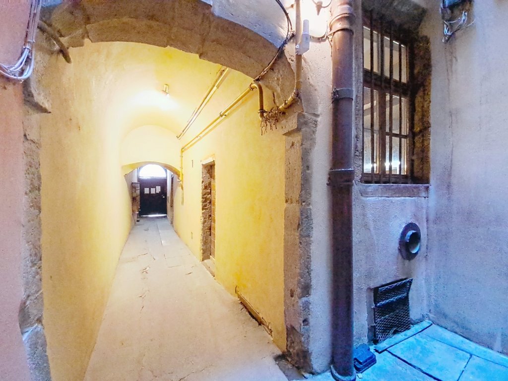 APPARTEMENT T1 - LYON 5EME ARRONDISSEMENT - 34 m2 - VENDU