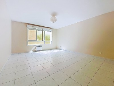 APPARTEMENT T1 A VENDRE - LYON 7EME ARRONDISSEMENT - 40 m2 - 189 000 &euro;