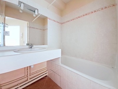 APPARTEMENT T1 A VENDRE - LYON 7EME ARRONDISSEMENT - 40 m2 - 189 000 &euro;