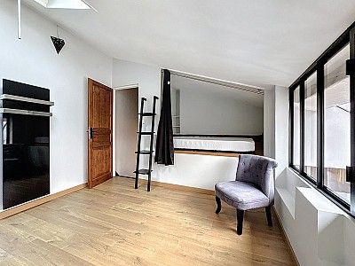 APPARTEMENT T2 A LOUER - LYON 1ER ARRONDISSEMENT - 53.44 m2 - 1189€ charges comprises par mois