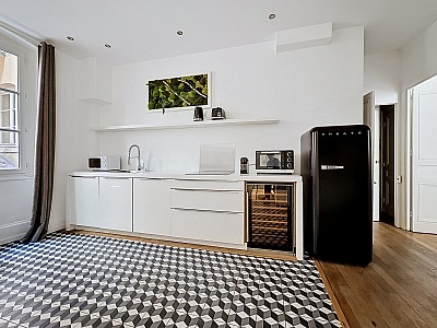 APPARTEMENT T2 A LOUER - LYON 1ER ARRONDISSEMENT - 55.88 m2 - 1 290 &euro; charges comprises par mois