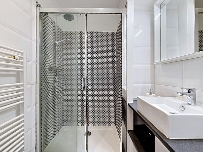APPARTEMENT T2 A LOUER - LYON 1ER ARRONDISSEMENT - 55.88 m2 - 1 290 &euro; charges comprises par mois