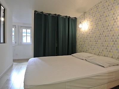 APPARTEMENT T2 A LOUER - LYON 1ER ARRONDISSEMENT - 35.24 m2 - 940 &euro; charges comprises par mois
