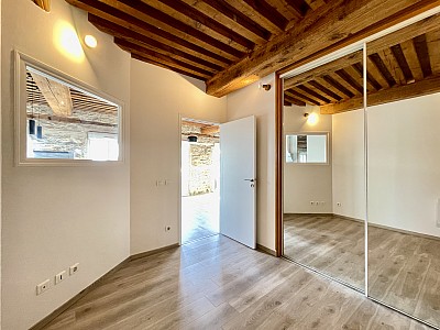 APPARTEMENT T2 A LOUER - LYON 1ER ARRONDISSEMENT - 58.02 m2 - 1 183 € charges comprises par mois