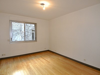 APPARTEMENT T2 A LOUER - LYON 2EME ARRONDISSEMENT - 67.7 m2 - 1 073 € charges comprises par mois