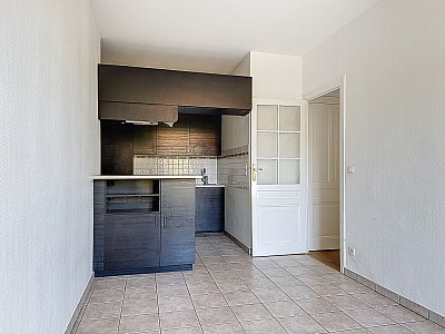 APPARTEMENT T2 A LOUER - LYON 3EME ARRONDISSEMENT - 65.45 m2 - 982€ charges comprises par mois