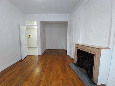 APPARTEMENT T2 A LOUER - LYON 3EME ARRONDISSEMENT - 49.34 m2 - 773 &euro; charges comprises par mois