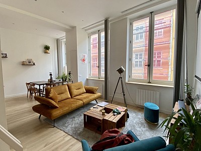 APPARTEMENT T2 A LOUER - LYON 4EME ARRONDISSEMENT - 64.86 m2 - 1 251 &euro; charges comprises par mois