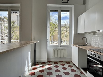 APPARTEMENT T2 A LOUER - LYON 6EME ARRONDISSEMENT - 41.86 m2 - 945€ charges comprises par mois