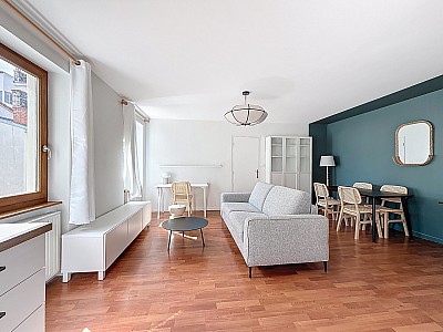 APPARTEMENT T2 A LOUER - LYON 6EME ARRONDISSEMENT - 49.35 m2 - 1140€ charges comprises par mois