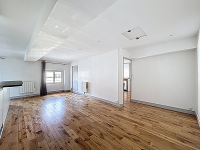 APPARTEMENT T2 A LOUER - LYON 6EME ARRONDISSEMENT - 57.37 m2 - 998 € charges comprises par mois