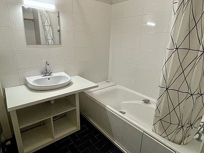 APPARTEMENT T2 A LOUER - LYON 6EME ARRONDISSEMENT - 44.4 m2 - 961 &euro; charges comprises par mois