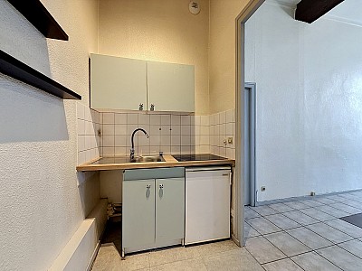 APPARTEMENT T2 A LOUER - LYON 6EME ARRONDISSEMENT - 40.57 m2 - 658 &euro; charges comprises par mois