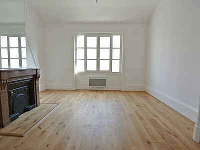 APPARTEMENT T2 A LOUER - LYON 7EME ARRONDISSEMENT - 54.48 m2 - 918 € charges comprises par mois