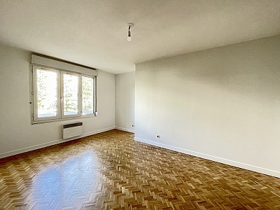 APPARTEMENT T2 A LOUER - LYON 8EME ARRONDISSEMENT - 851€ charges comprises par mois