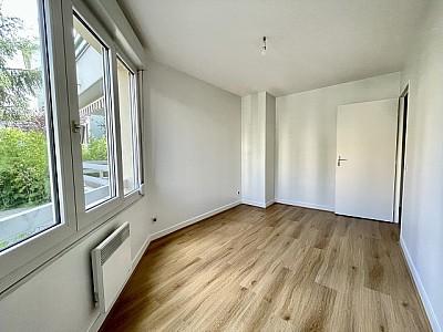 APPARTEMENT T2 A LOUER - LYON 8EME ARRONDISSEMENT - 851€ charges comprises par mois