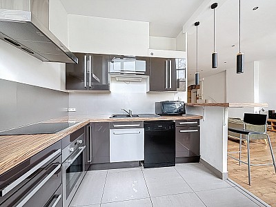 APPARTEMENT T2 A LOUER - LYON 9EME ARRONDISSEMENT - 70.62 m2 - 1 218 € charges comprises par mois