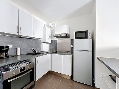 APPARTEMENT T2 A LOUER - NEUVILLE SUR SAONE - 37.4 m2 - 760 &euro; charges comprises par mois