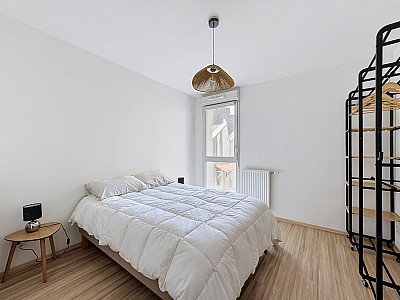 APPARTEMENT T2 A LOUER - NEUVILLE SUR SAONE - 37.4 m2 - 760 &euro; charges comprises par mois