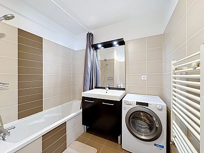 APPARTEMENT T2 A LOUER - NEUVILLE SUR SAONE - 37.4 m2 - 760 &euro; charges comprises par mois