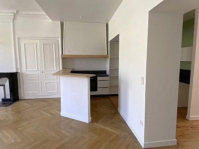 APPARTEMENT T2 A LOUER - ST ETIENNE - 642€ charges comprises par mois