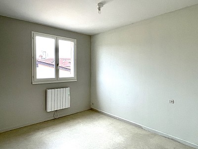 APPARTEMENT T2 A LOUER - ST GENIS LAVAL - 54.38 m2 - 756€ charges comprises par mois