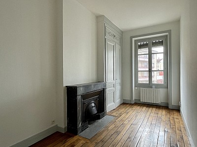 APPARTEMENT T2 A LOUER - VILLEURBANNE - 48.41 m2 - 779€ charges comprises par mois