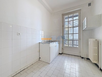 APPARTEMENT T2 A VENDRE - LYON 2EME ARRONDISSEMENT - 39 m2 - 295000€