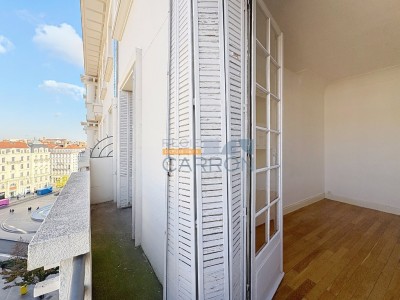 APPARTEMENT T2 A VENDRE - LYON 2EME ARRONDISSEMENT - 39 m2 - 295 000 €