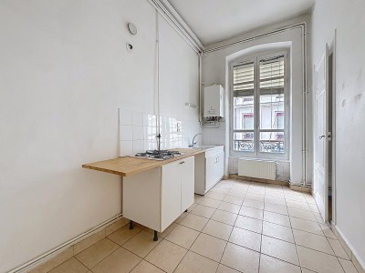 APPARTEMENT T2 A VENDRE - LYON 7EME ARRONDISSEMENT - 66 m2 - 295 000 €