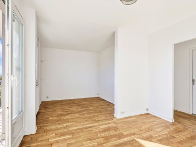Appartement 2 pièces avec balcon - 1 chambre A VENDRE - RILLIEUX LA PAPE - 49.07 m2 - 150 000 &euro;