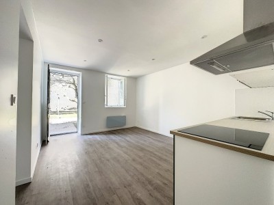 Appartement 2 pices avec jardin - 1 chambre - ST PRIEST - 37.23 m2 - VENDU