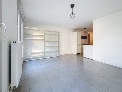 APPARTEMENT T2 A VENDRE - VILLEURBANNE - 49 m2 - 235000€
