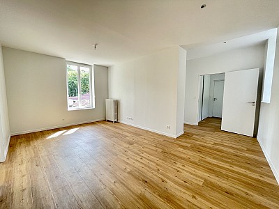 APPARTEMENT T3 A LOUER - CALUIRE ET CUIRE - 66.4 m2 - 1 259 € charges comprises par mois