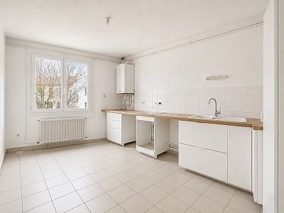 APPARTEMENT T3 A LOUER - CHAPONOST - 83.26 m2 - 855 &euro; charges comprises par mois