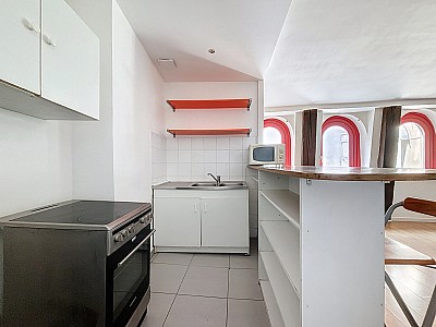 APPARTEMENT T3 A LOUER - LYON 1ER ARRONDISSEMENT - 56.04 m2 - 871€ charges comprises par mois