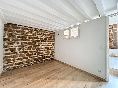 APPARTEMENT T3 A LOUER - LYON 1ER ARRONDISSEMENT - 82.56 m2 - 1333€ charges comprises par mois