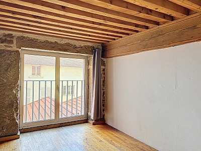 APPARTEMENT T3 A LOUER - LYON 1ER ARRONDISSEMENT - 82.56 m2 - 1333€ charges comprises par mois