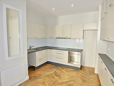 APPARTEMENT T3 A LOUER - LYON 2EME ARRONDISSEMENT - 68.02 m2 - 1232€ charges comprises par mois