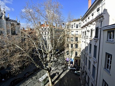 APPARTEMENT T3 A LOUER - LYON 2EME ARRONDISSEMENT - 68.02 m2 - 1232€ charges comprises par mois