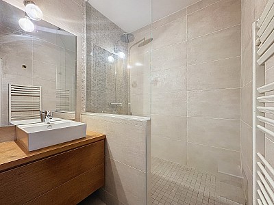 APPARTEMENT T3 A LOUER - LYON 2EME ARRONDISSEMENT - 81.94 m2 - 1450€ charges comprises par mois