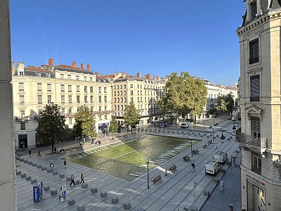 APPARTEMENT T3 A LOUER - LYON 2EME ARRONDISSEMENT Htel Dieu - 66.67 m2 - 1388€ charges comprises par mois