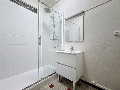 APPARTEMENT T3 A LOUER - LYON 2EME ARRONDISSEMENT - 82.25 m2 - 1155€ charges comprises par mois